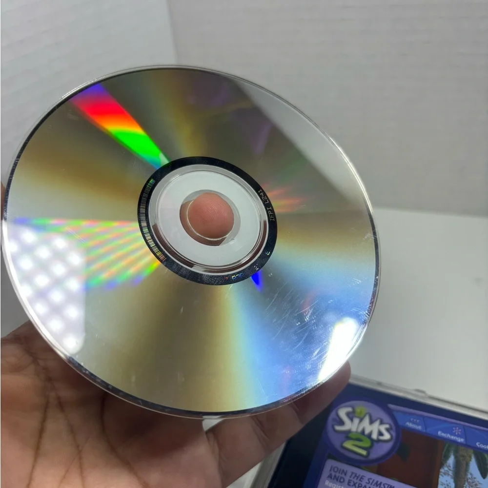 2005 The Sims 2‎ University Expansion Pack PC Game EA Games Rated Teen